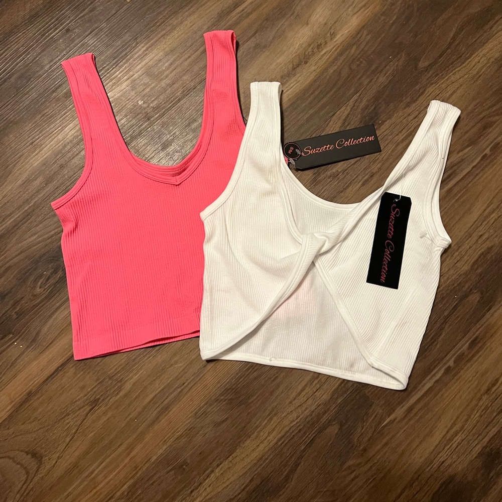 SOLD— Seamless crop tops